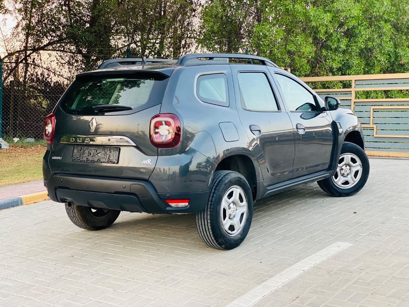 Renault Duster LE