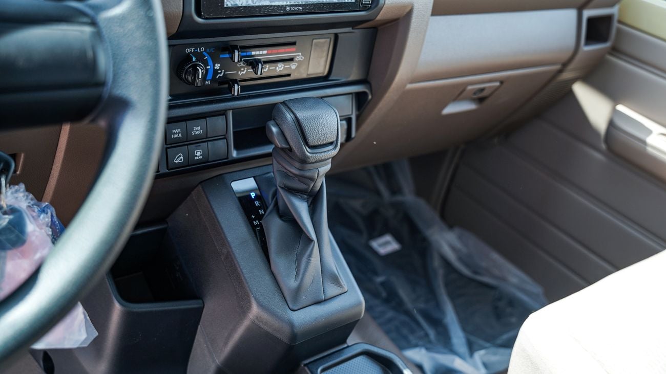 Toyota Land Cruiser 70