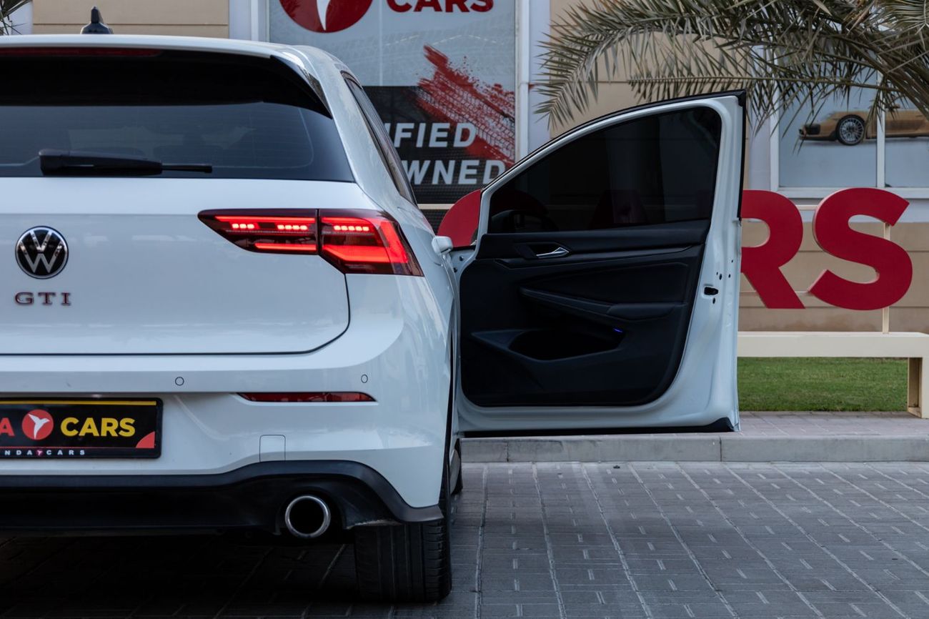 فولكس واجن جولف GTI Leather 2.0L