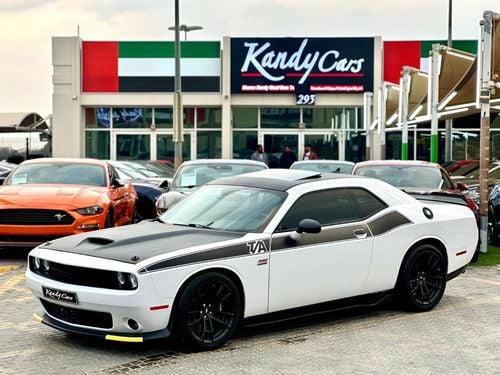 Dodge Challenger R/T T/A 392 | Monthly 1400/- | 0% DP | Carbon Fiber Interior | # 72550