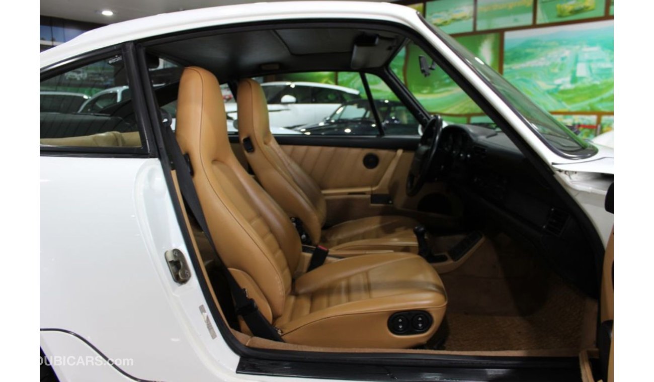 Porsche 911 CARRERA 2