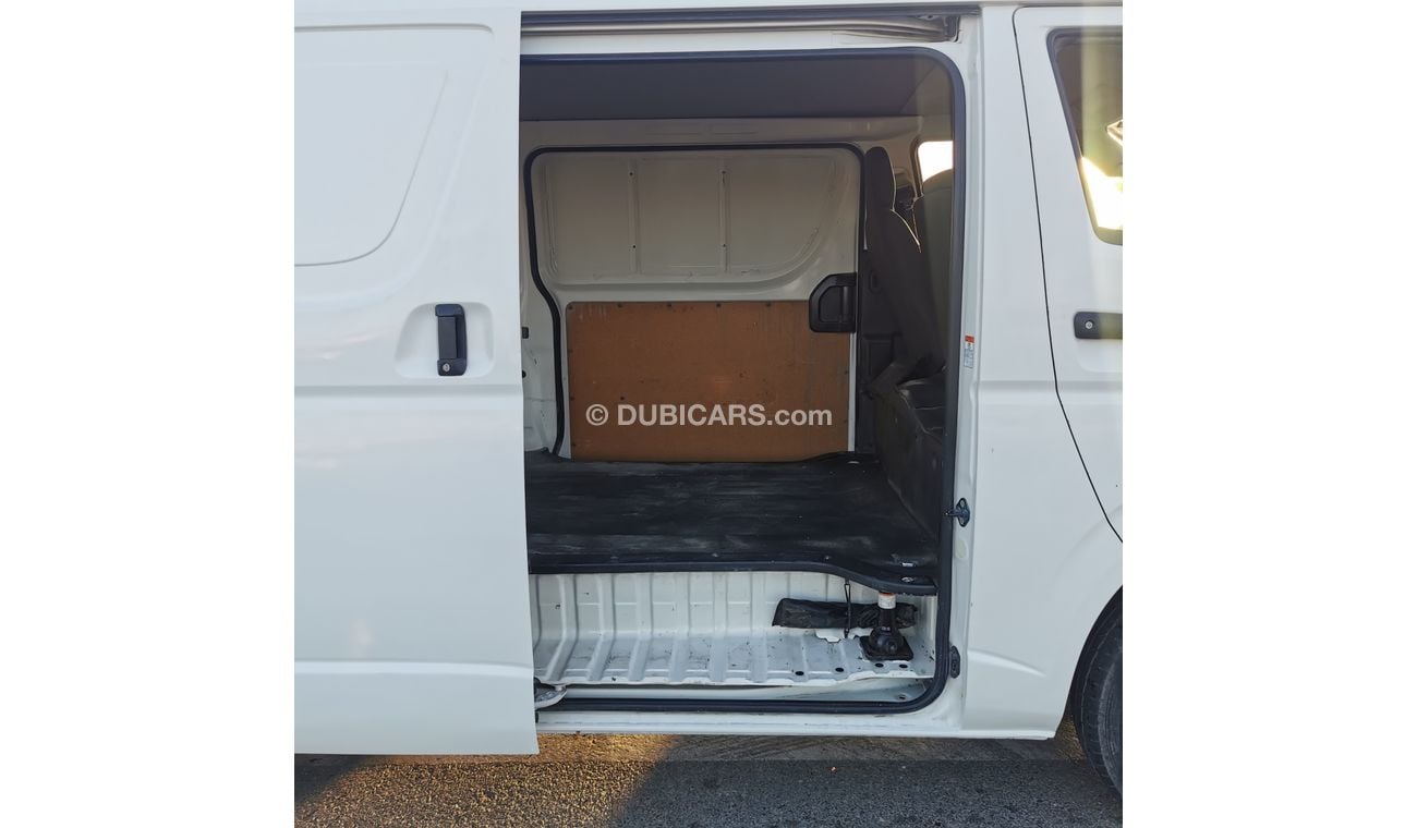 Toyota Hiace TOYOTA HIACE DELIVERY VAN 2017, RTA PASS