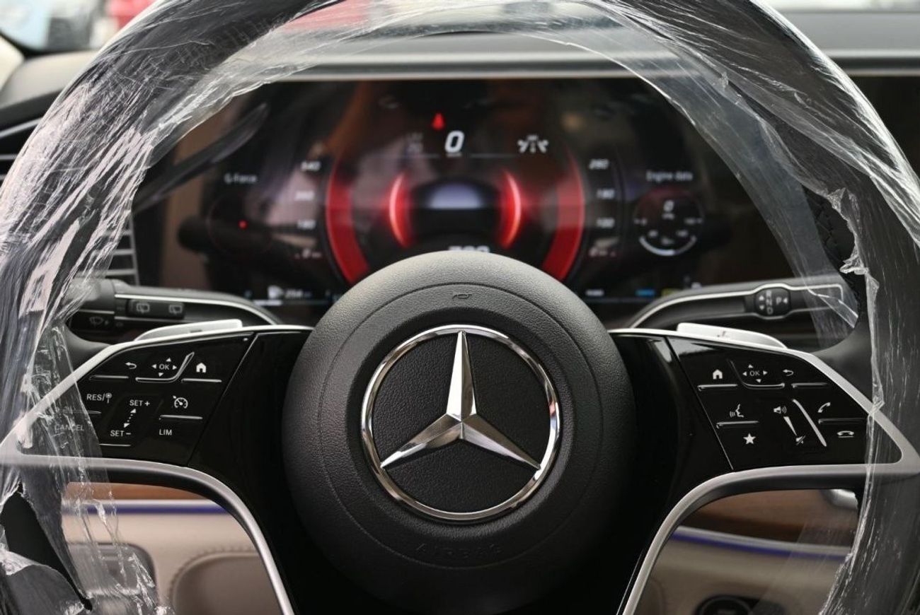 مرسيدس بنز GLE 450 Mercedes-Benz GLE 450 4MATIC 3.0L SUV AWD 5Doors Model 2024, Color Black