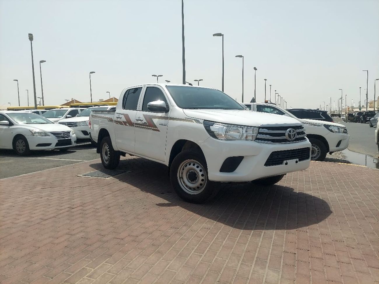 Toyota Hilux DC 2.4L 4WD DIESEL MANUAL TRANSMISSION