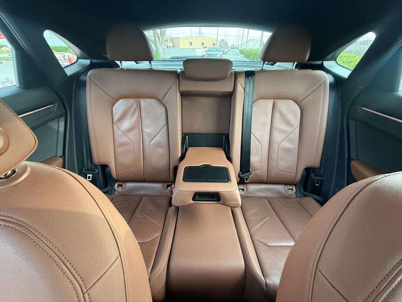 أودي Q3 40 TFSI S Line 2.0L FWD