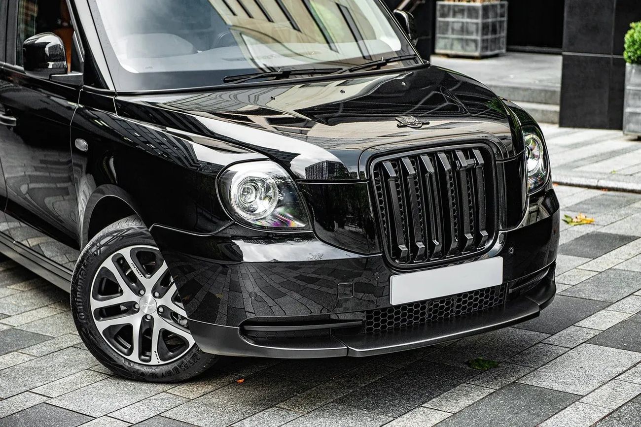 أل اي في سي TX LEVC TX5 TAXI Hybrid-Electric KAHN CONVERSION (EXPORT ONLY) RIGHT HAND DRIVE
