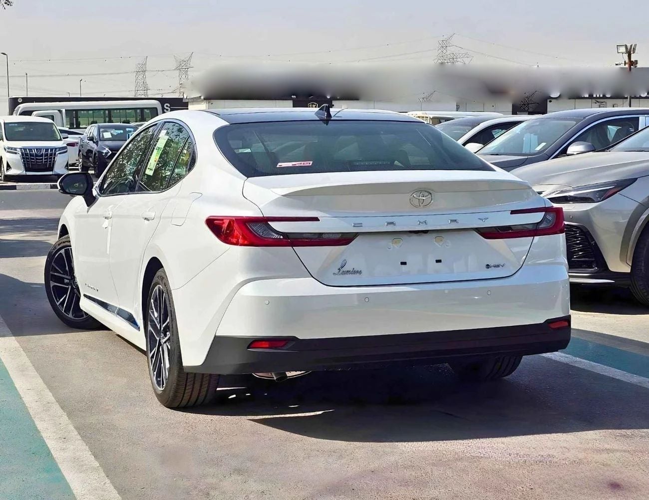 Toyota Camry 2026 Toyota Camry lumiere 2.5L Hybrid AT