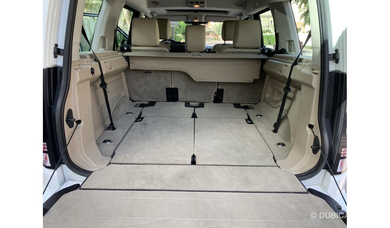 Land Rover Discovery HSE | 3.0L V-6 SUPERCHARGED 4x4 | GCC SPECS