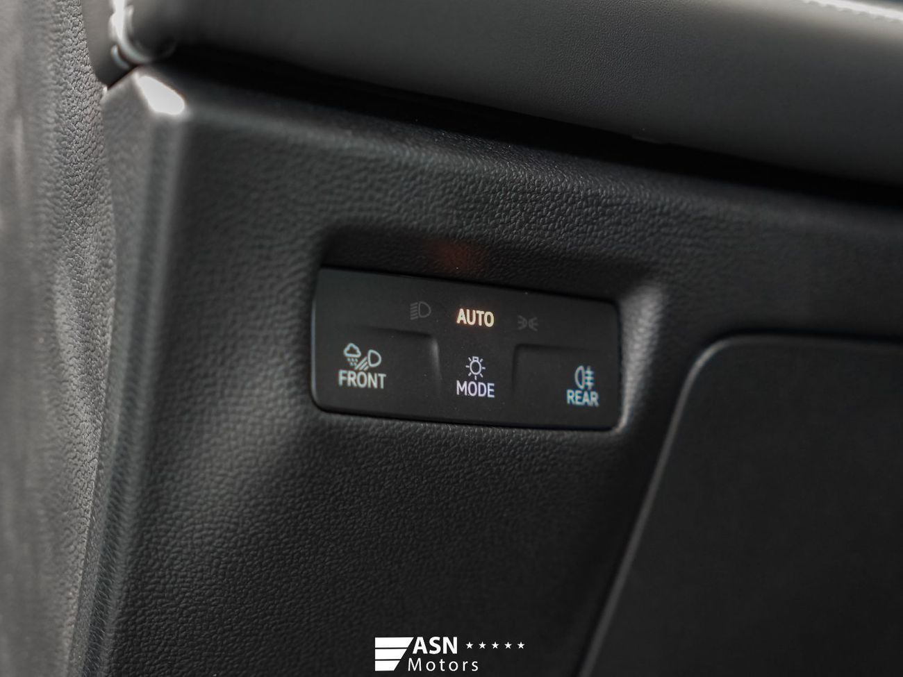 Volkswagen Passat Pro 2025 1.5 Turbo (Export Price)