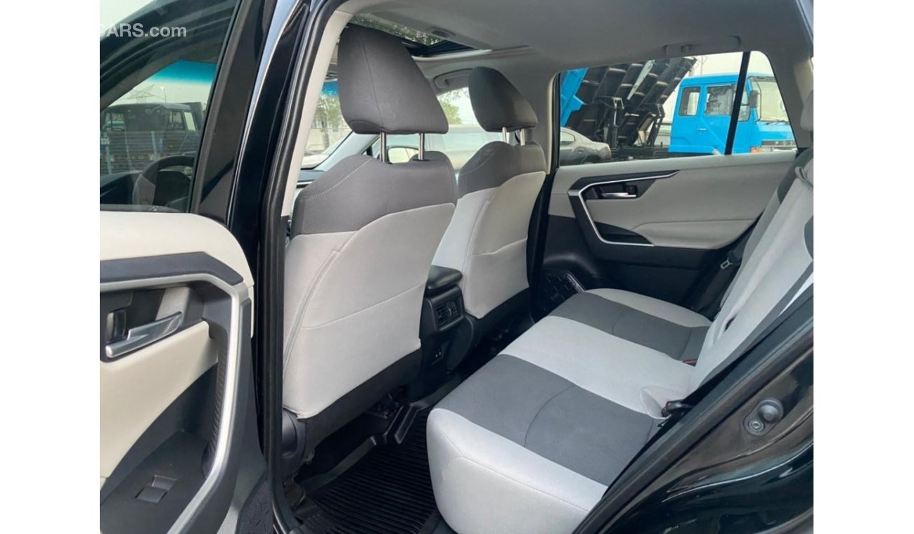 تويوتا راف ٤ 2019 TOYOTA RAV 4 XLE AWD / MID OPTION