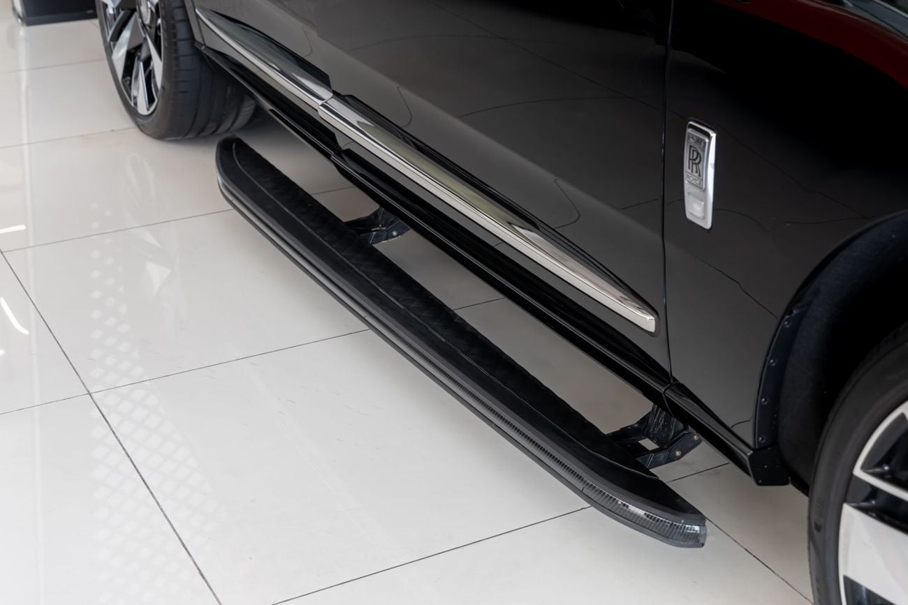 Rolls Royce Cullinan ROLLS-ROYCE CULLINAN | WARRANTY AVAILABLE PITSTOP 360AGMC | SILVER BADGE | BESPOKE TURQUOISE LEATHER
