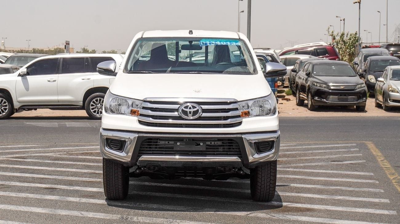 Toyota Hilux GLS 2.7L Single Cabin 4WD M/T