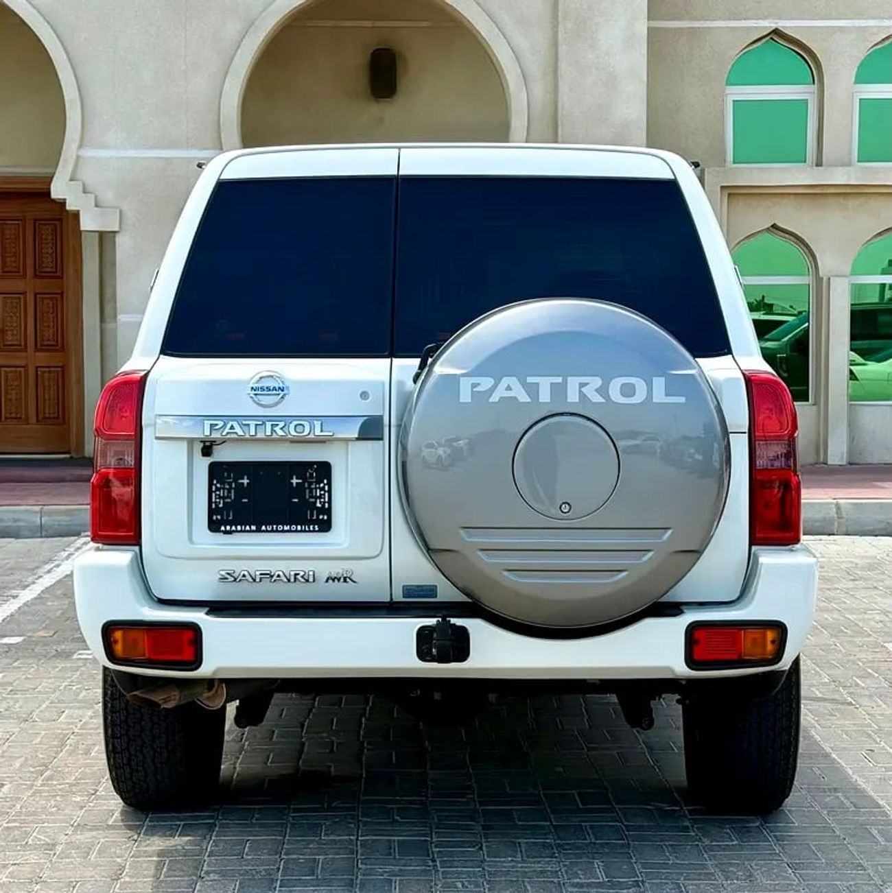 Nissan Patrol SAFARI نيسان فتك سفاري فل اوبشن GCC Specs