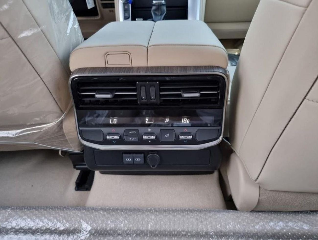 Toyota Land Cruiser 2023 Toyota Land cruiser 4.0L VX Petrol 6 Cylinder Automatic Zero KM