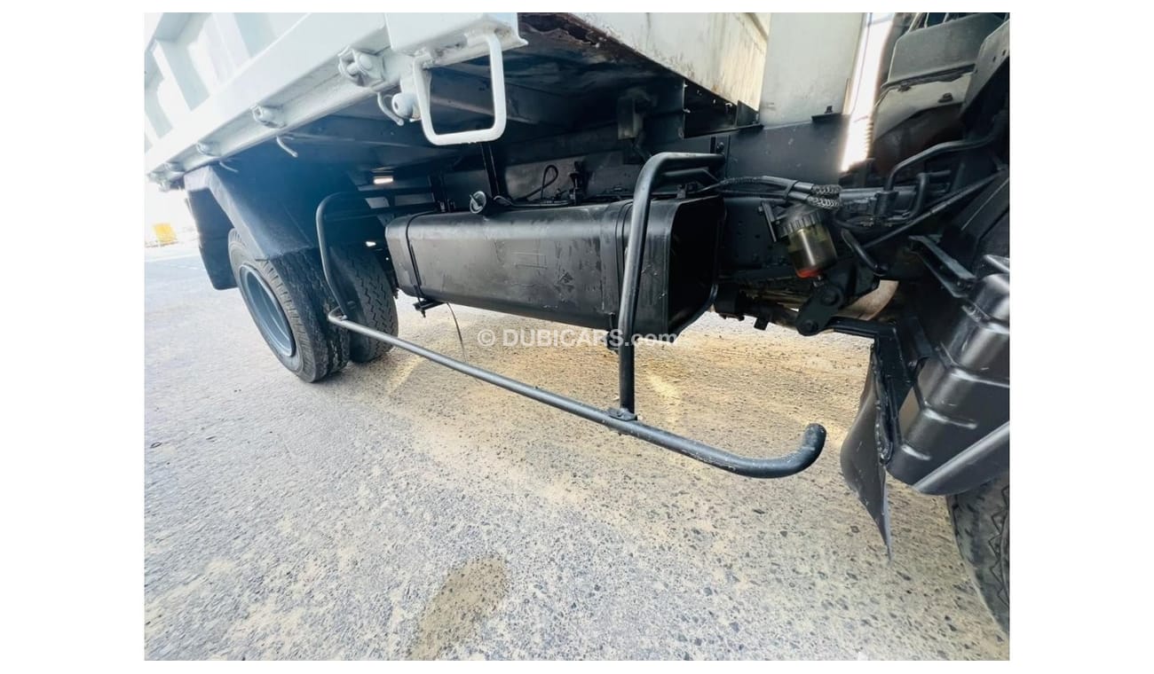 ميتسوبيشي فوسو كانتير Disel