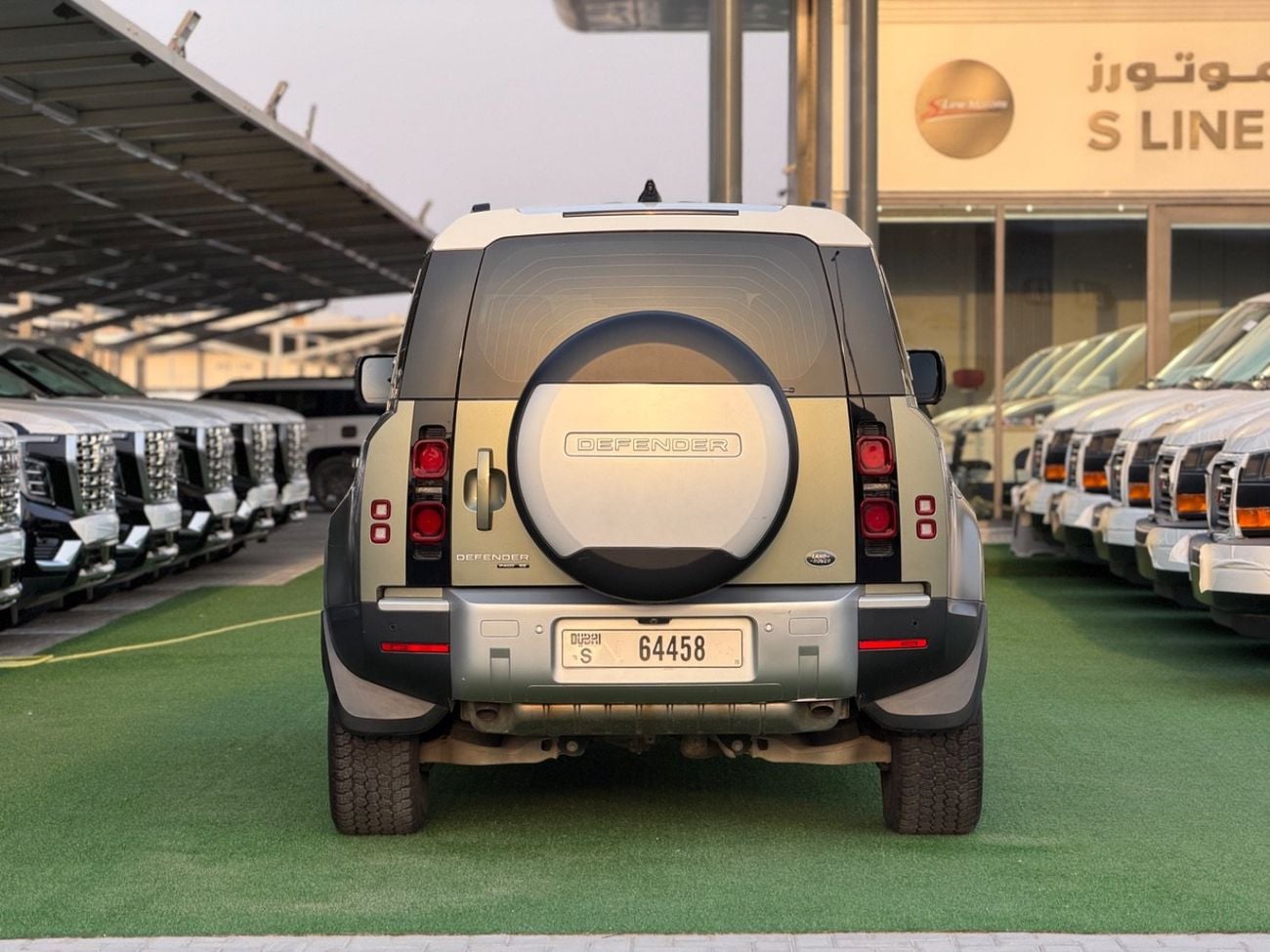 لاند روفر ديفندر P400