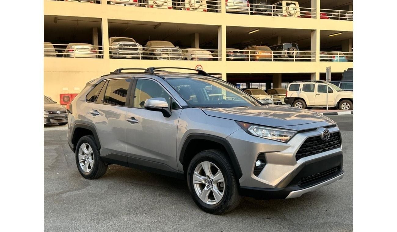 Toyota RAV4 XLE 2.5L 2020 LIMITED SUNROOF FULL OPTION 4x4 US SPEC