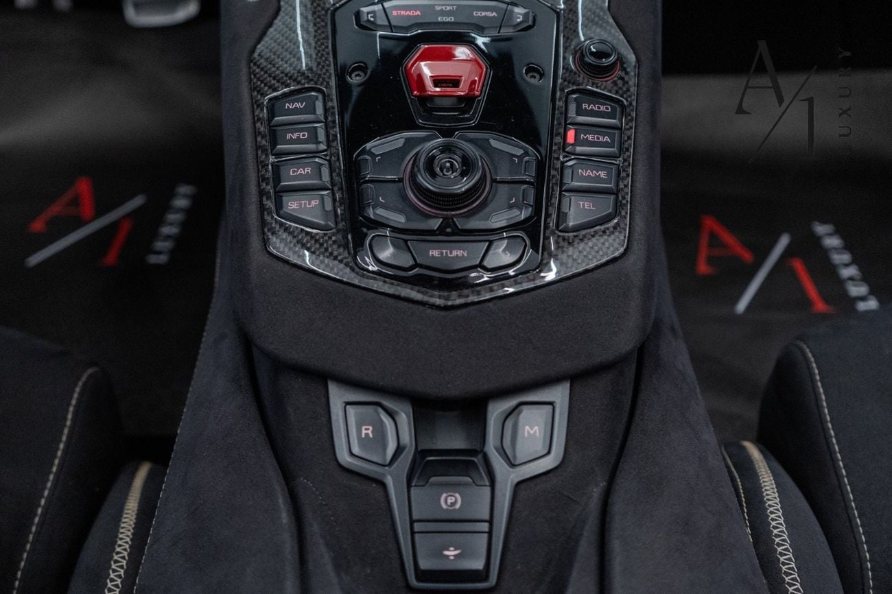 Lamborghini Aventador Roadster 2015, Excellent Condition, Full Carbon Fibre Package, SVJ Kit, European Spec