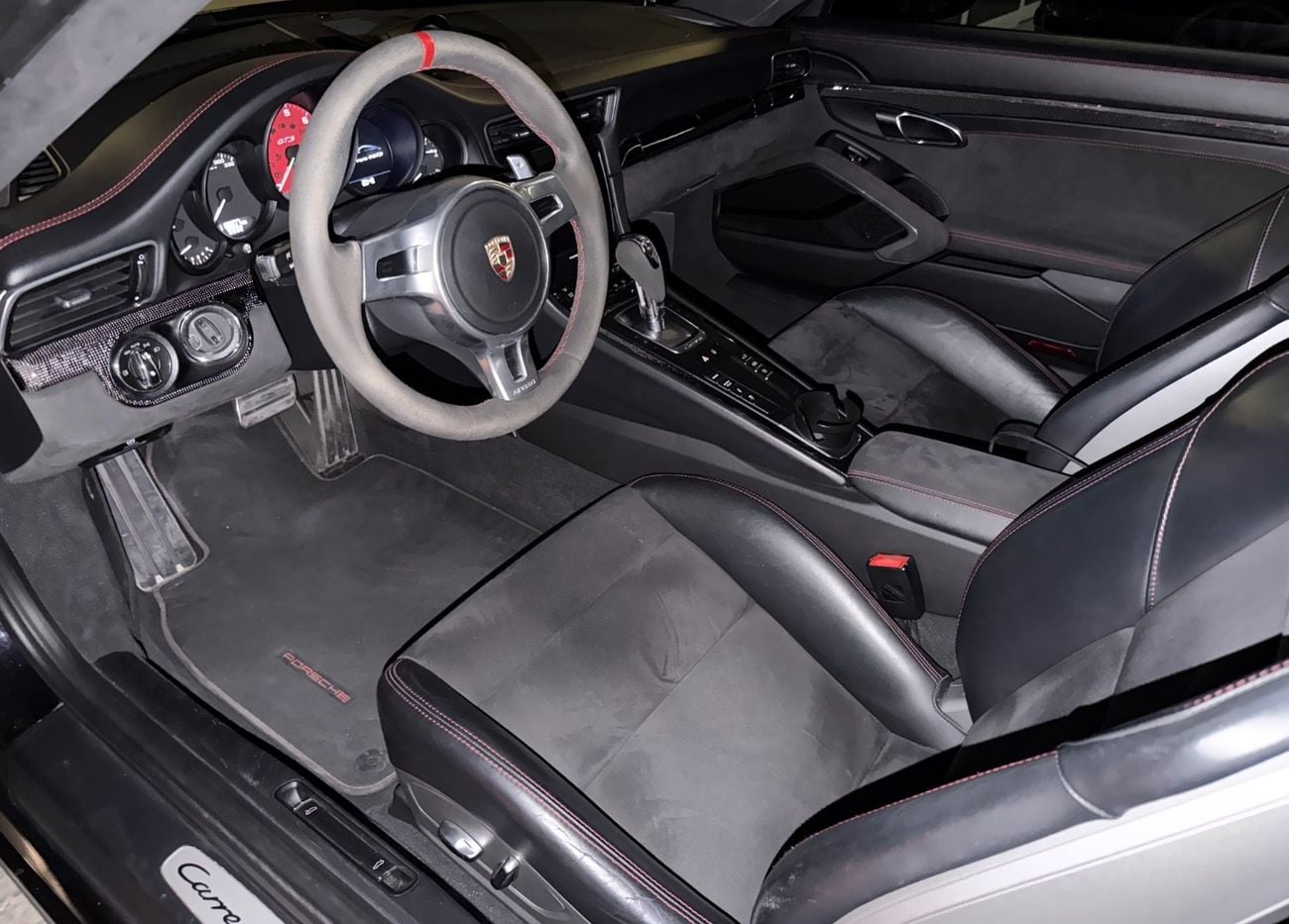 بورش 911 CARRERA 4GTS