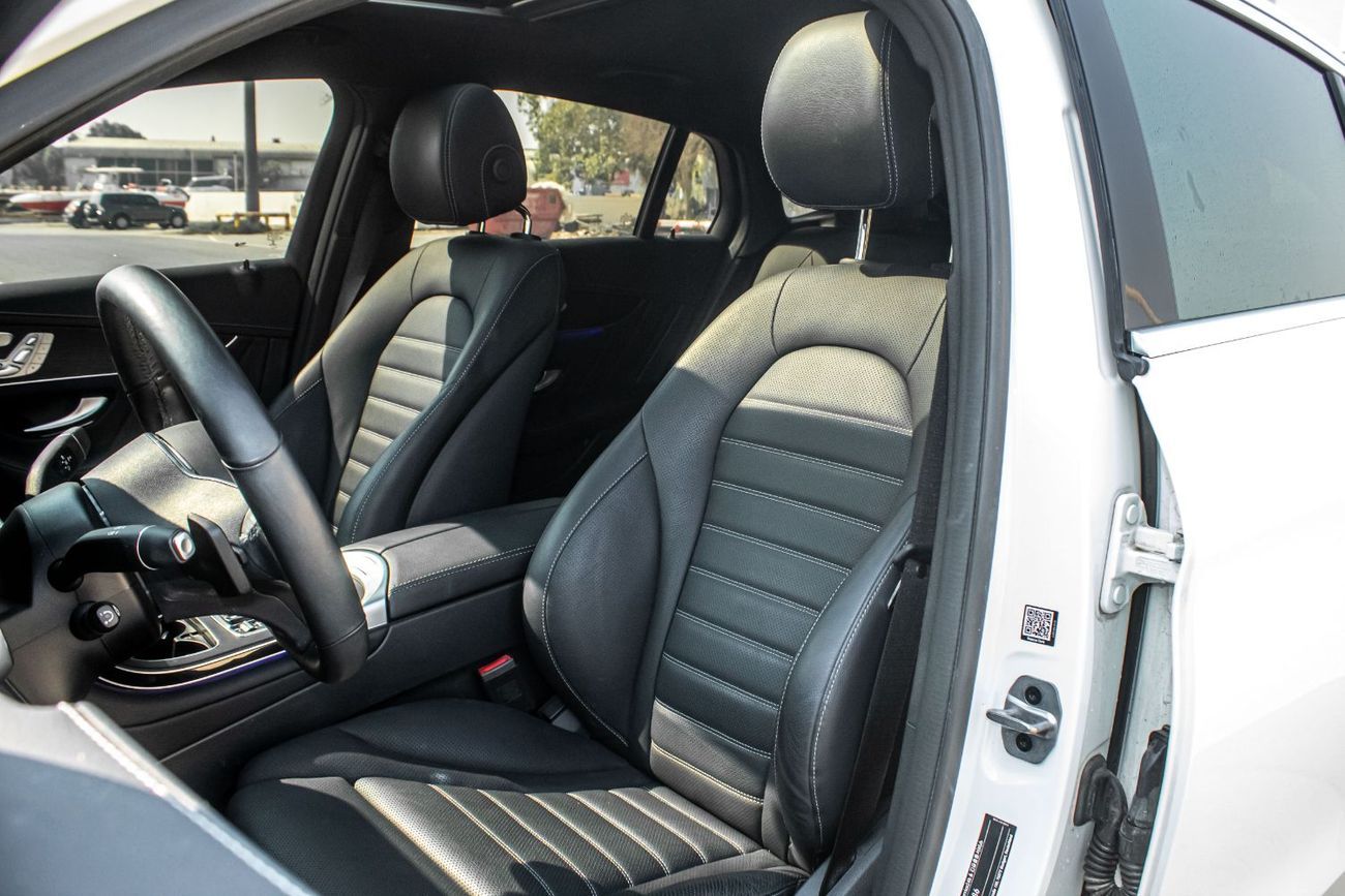 Mercedes-Benz GLC 300 4MATIC 2.0L