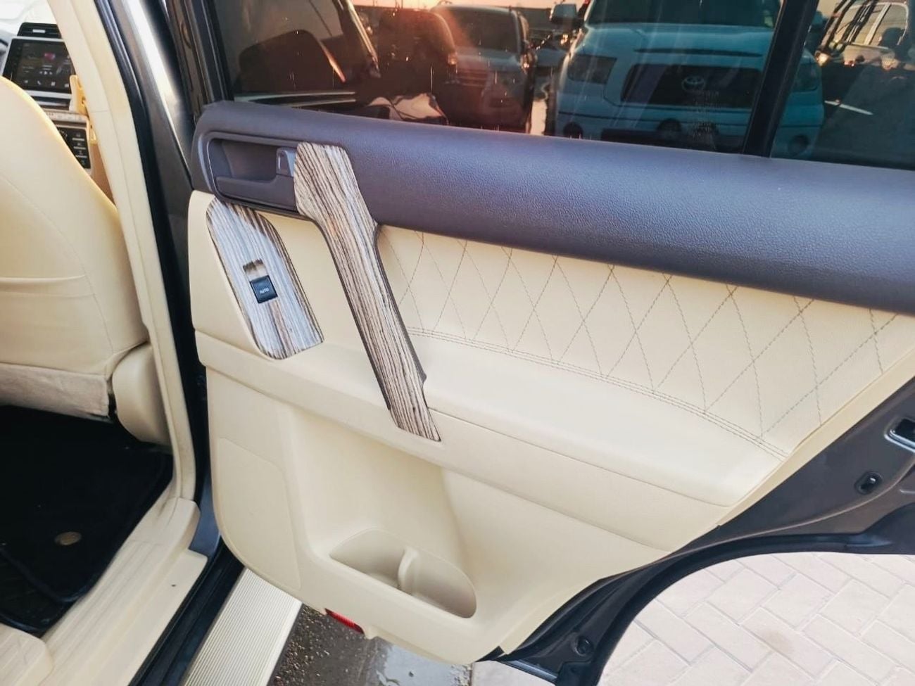 Toyota Prado TX-L Toyota Prado TXL V4 2.7 2014 Years facelift 2022