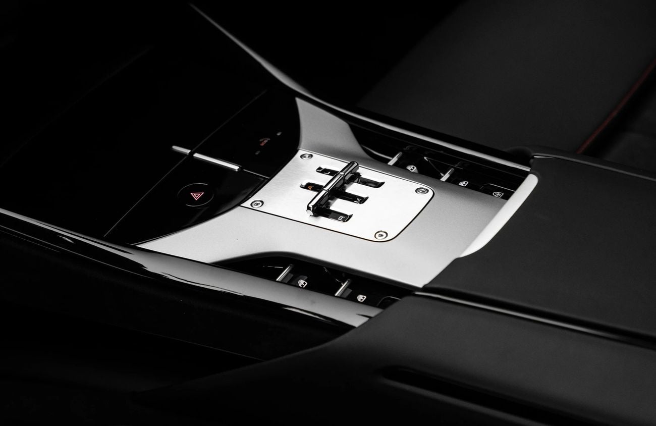 فيراري بوروسانجوي 6.5L V12 Naturally Aspirated Engine