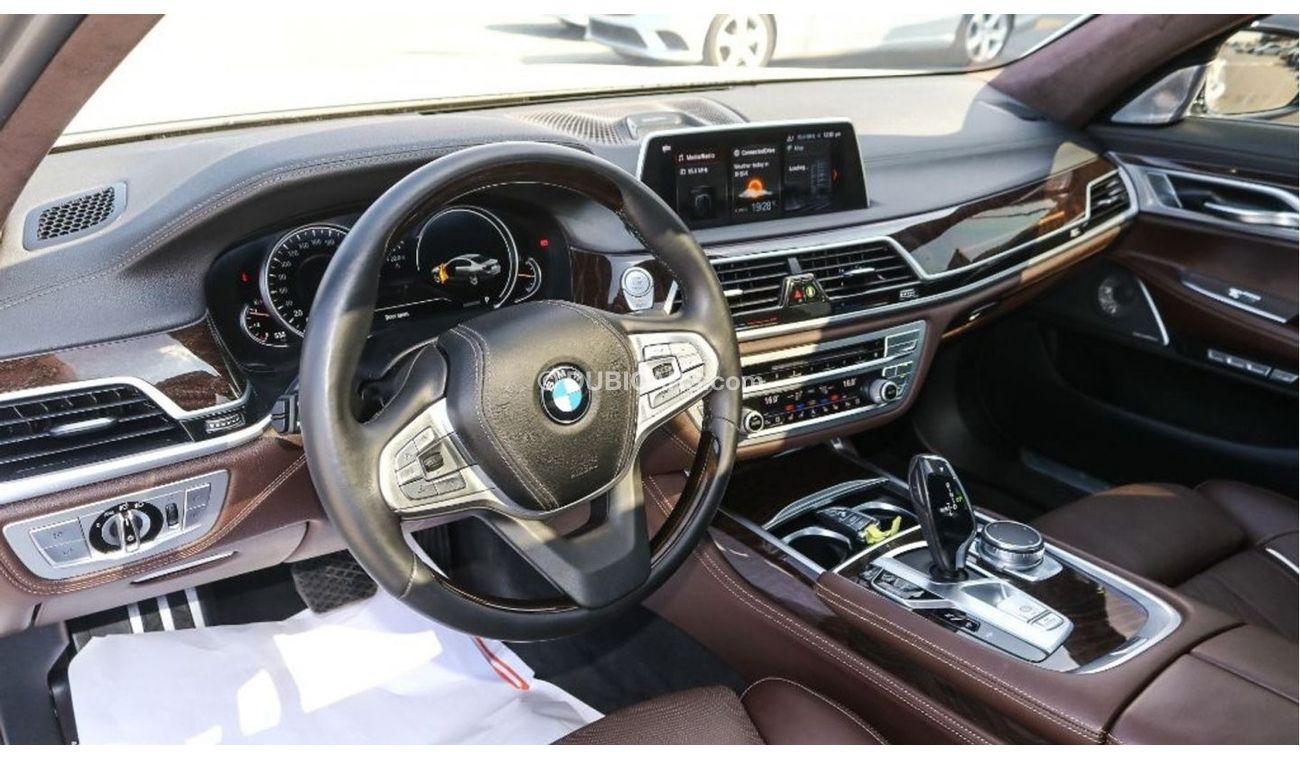 Used BMW 750Li Li XDRIVE LUXURY 2018 for sale in Dubai - 379871