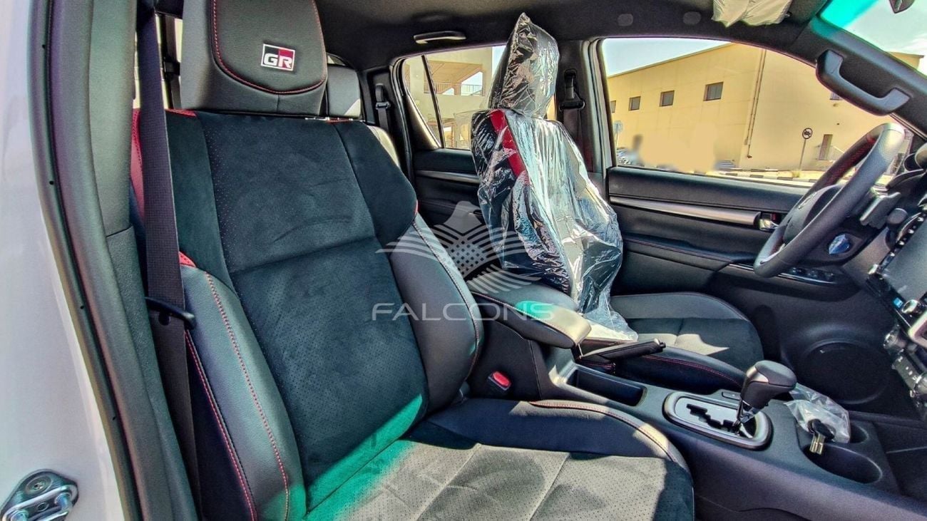 تويوتا هيلوكس Toyota/HILUX D DC 4WD/THGR1 2.8 DSL GR-SPORT AT
