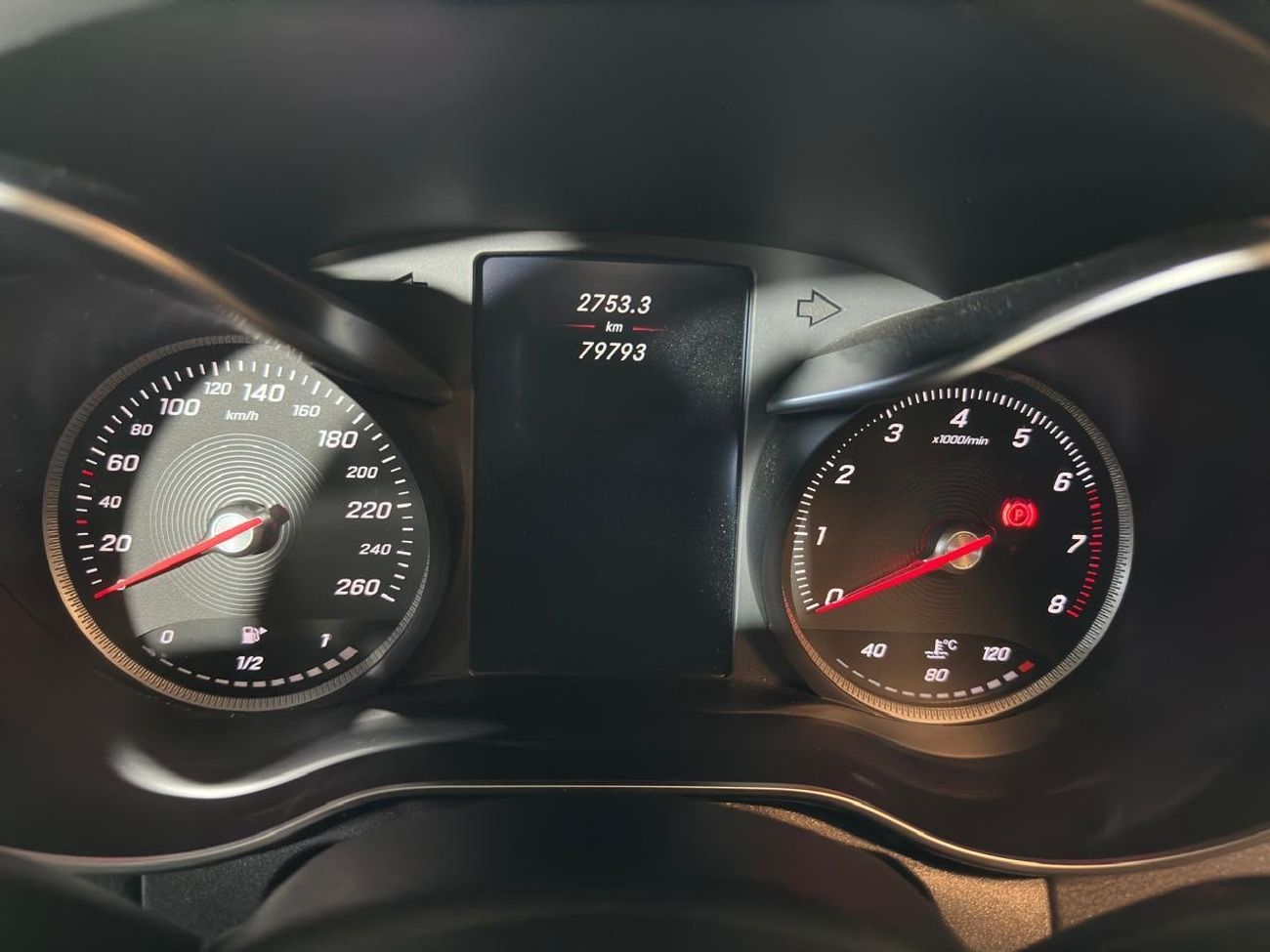 مرسيدس بنز C 200 MERCEDES C-CLASS C200 2015 | FULL SERVICE HISTORY | TWO KEYS | 2024 PIRELLI TYRES