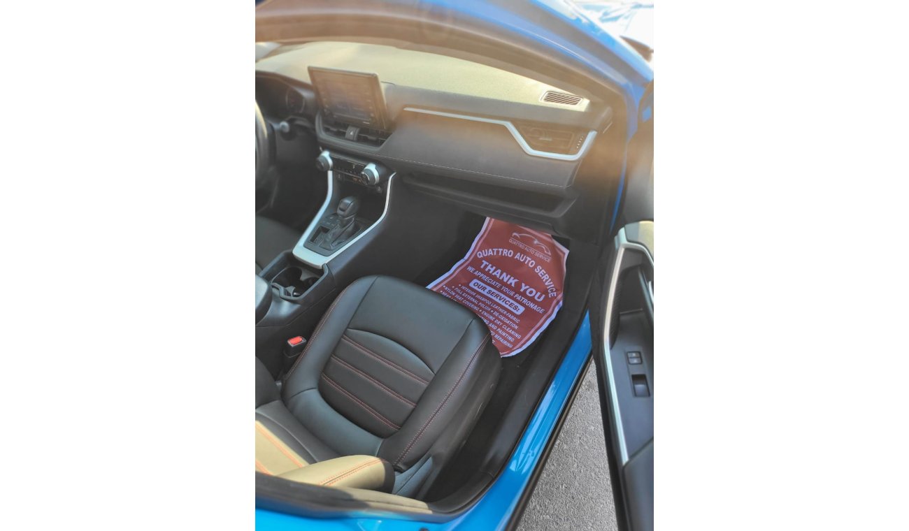 تويوتا راف ٤ TOYOTA RAV4 XLE FULL OPTIONS 2020 MODEL CLEAN CAR
