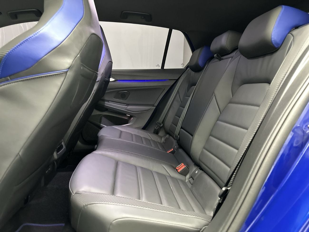Volkswagen Golf R Golf R 2L | Performance Exhaust | 333 HP | 4Motion AWD | 7-Speed DSG