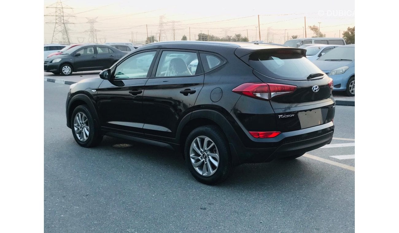 Hyundai Tucson DIESEL 2.0 L BLACK RIGHT HAND DRIVE (EXPORT ONLY)