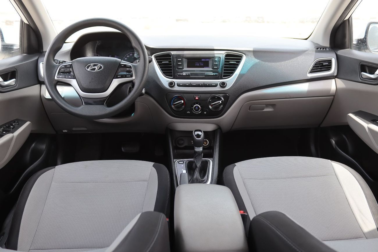 Hyundai Accent A 2023 Hyundai Accent car in excellent condition, Gulf spec, with no accidents and a mileage of 58,0