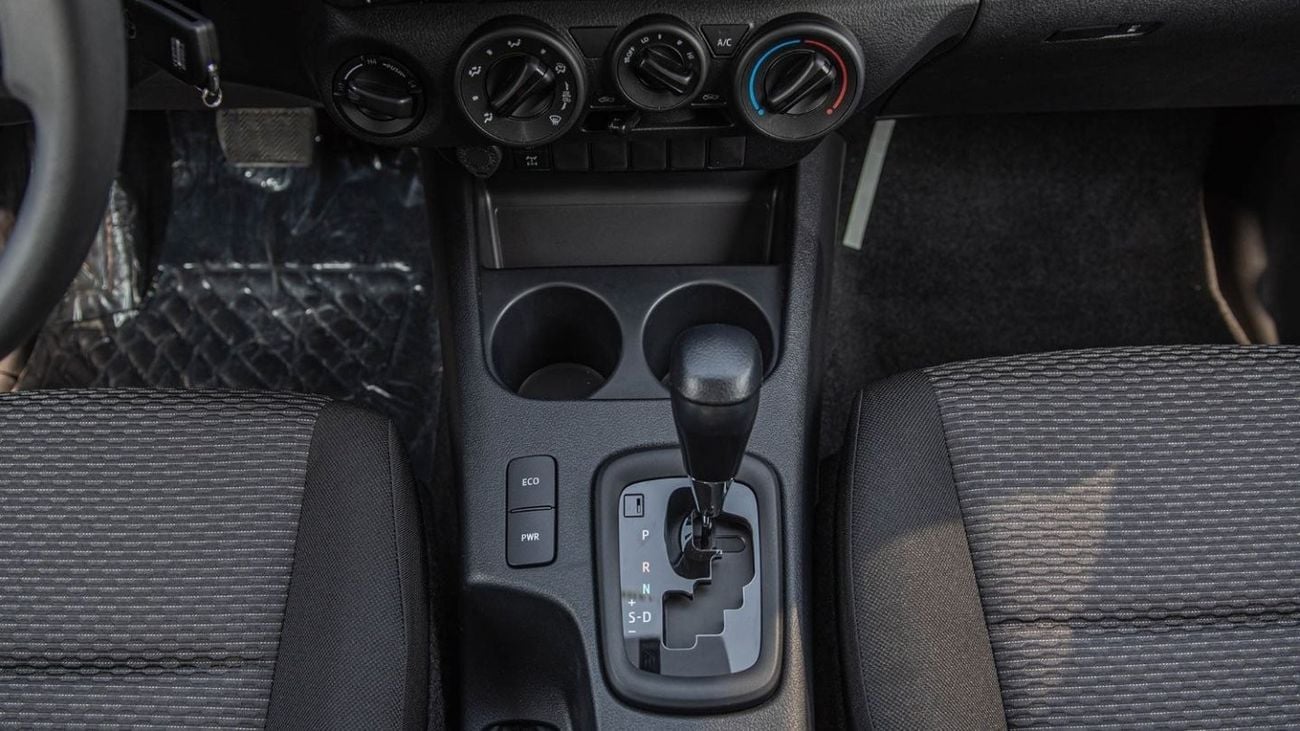 Toyota Hilux HILUX 2.4L AT DIESEL