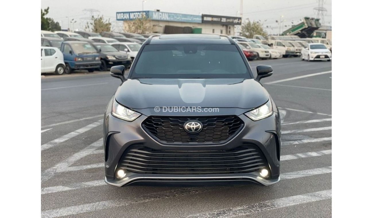 Toyota Highlander *Offer*2022 Toyota Highlander XSE 3.5L V6 - - UAE PASS