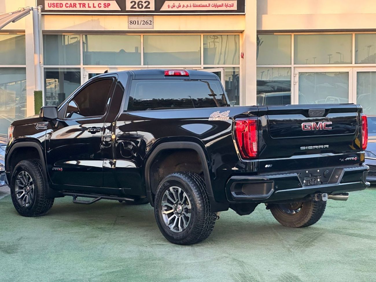جي أم سي سييرا جي ام سي سيرا بيك اب AT4  خليجي 2021  فل ابشن صبغ وكاله بحاله ممتازه تحت الضمان