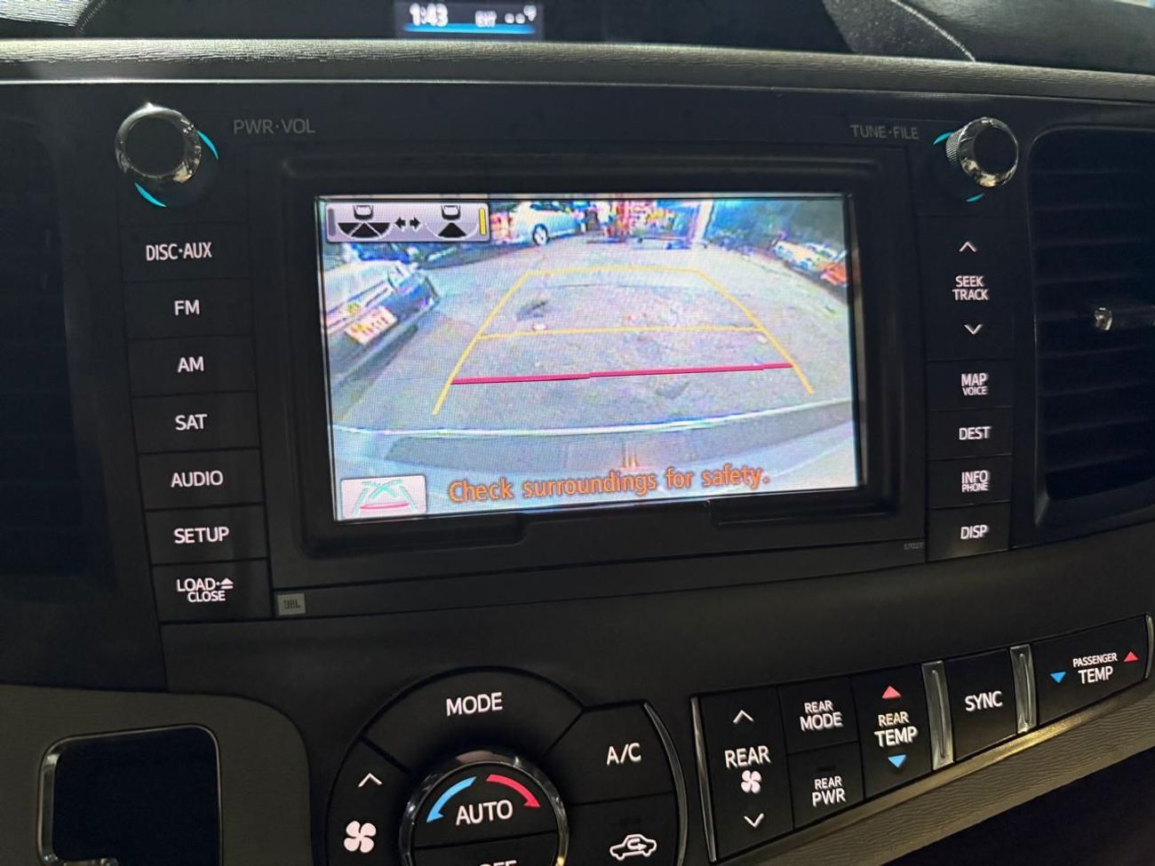 تويوتا سيينا Limited