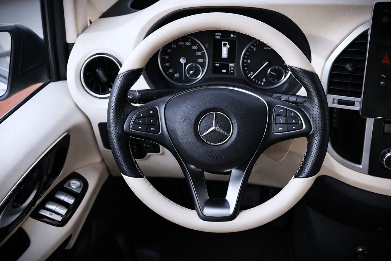 Mercedes Benz Vito 360° Fully Electric VIP Seats | Nappa Leather Interior | Luxury Conversion