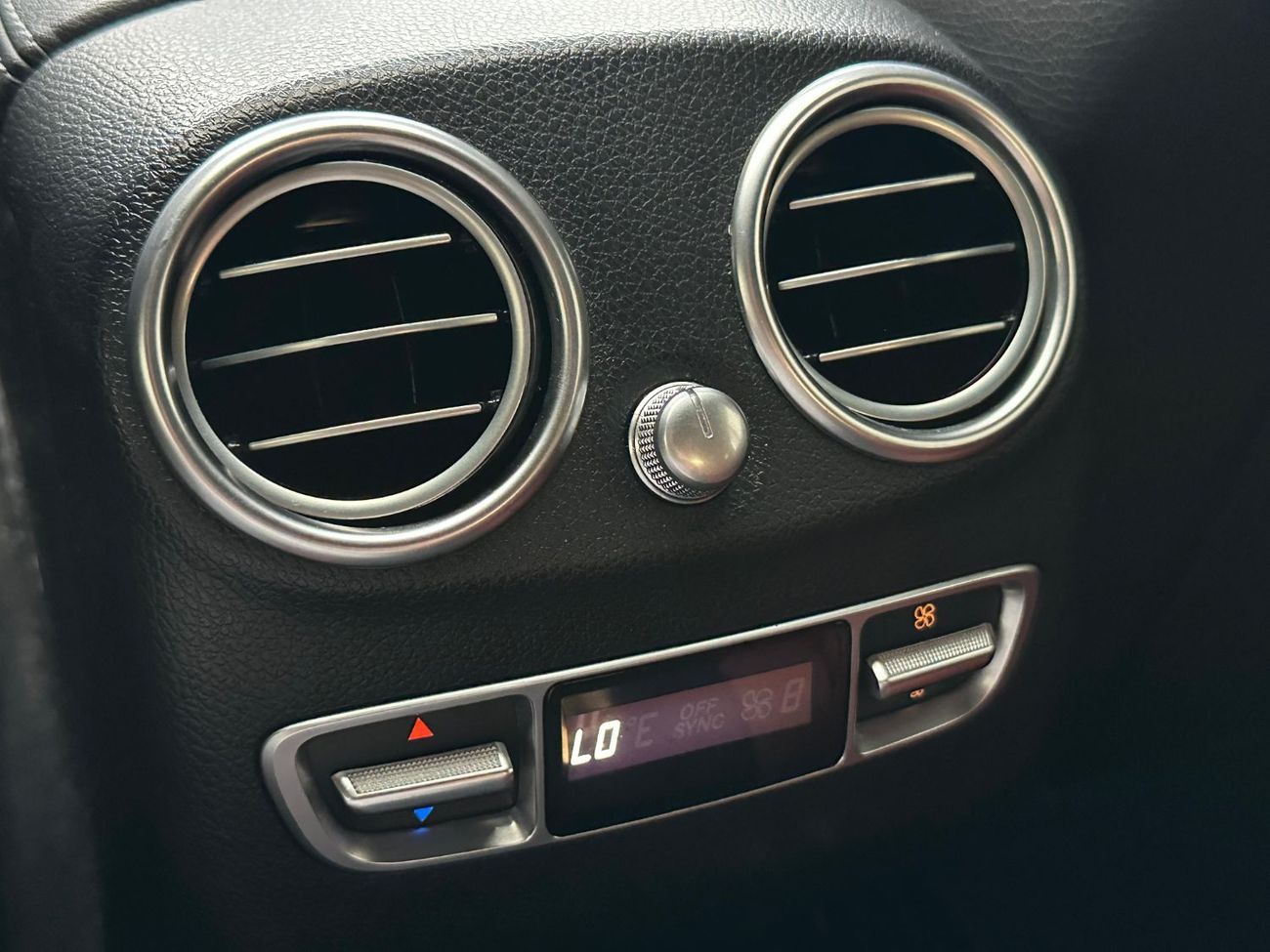 Mercedes-Benz GLC 43 AMG 4MATIC 3.0L (362 HP) MERCEDES GLC-43 2018 GCC ORGINAL PAINT // ACCIDENT FREE // PERFECT CONDITION