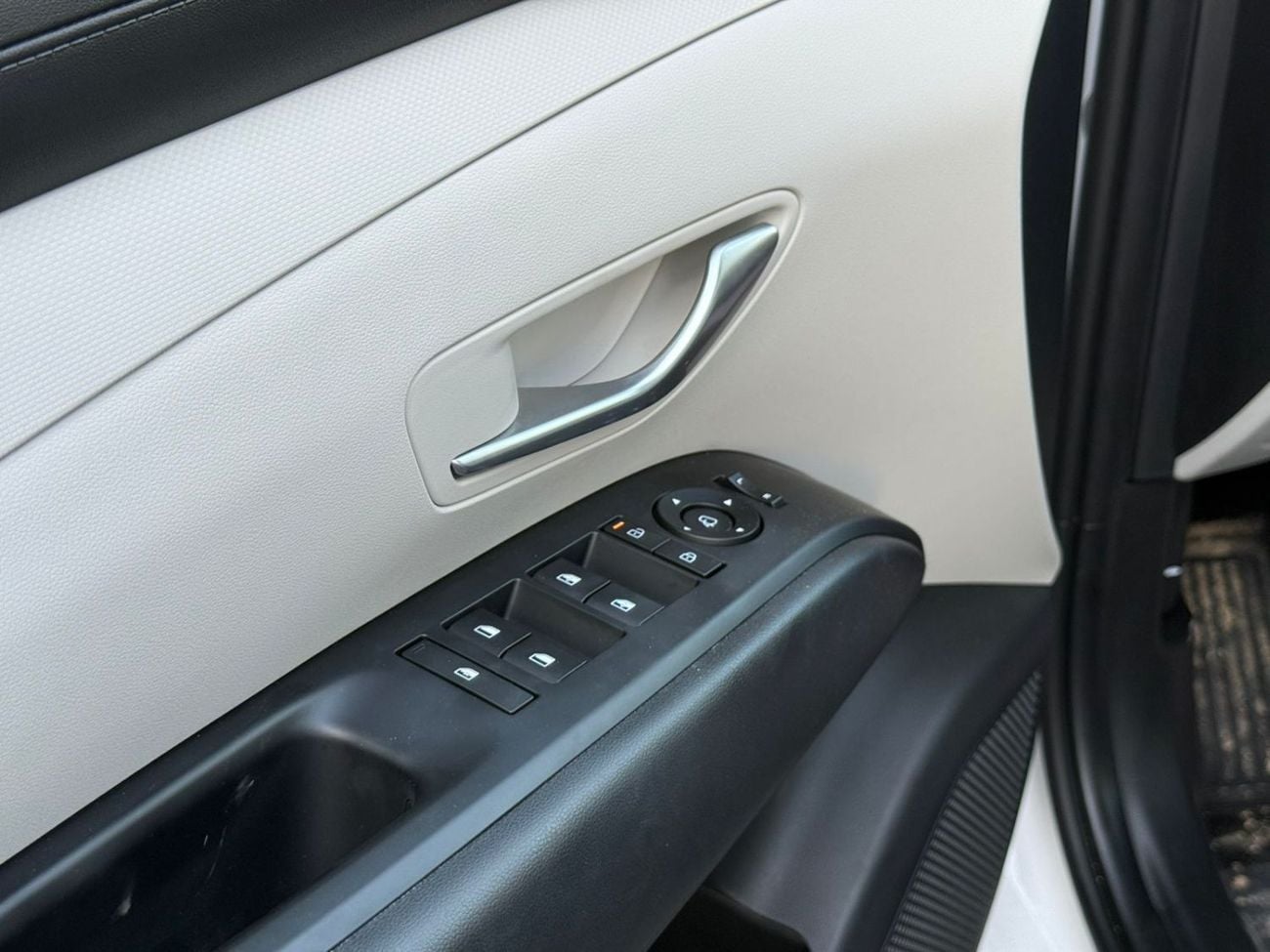 Hyundai Tucson 2.0L COMFORT 4WD A/T