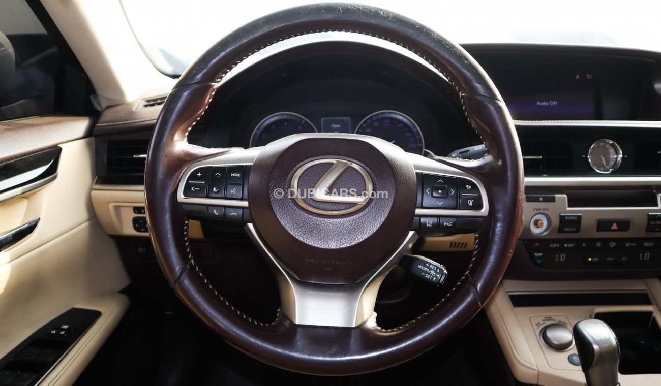 Lexus ES350