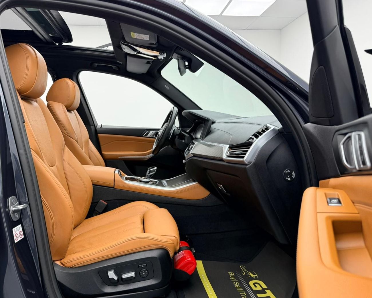 بي أم دبليو X5 2022 BMW X5 xDrive40i M-Sport, 2027 BMW Warranty + Service Pack, Full BMW Service History, GCC