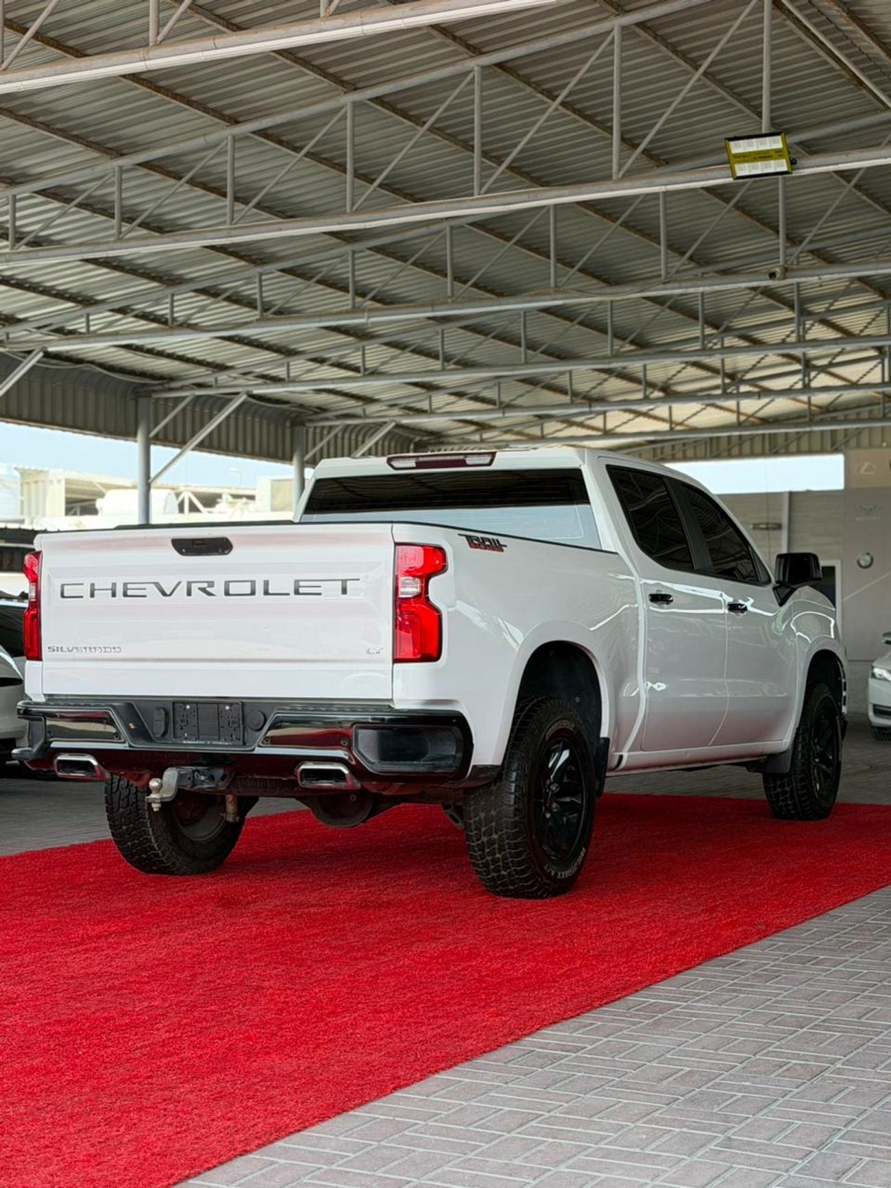 Chevrolet Silverado 1500 CAB/CREW TRAILBOSS Z71
