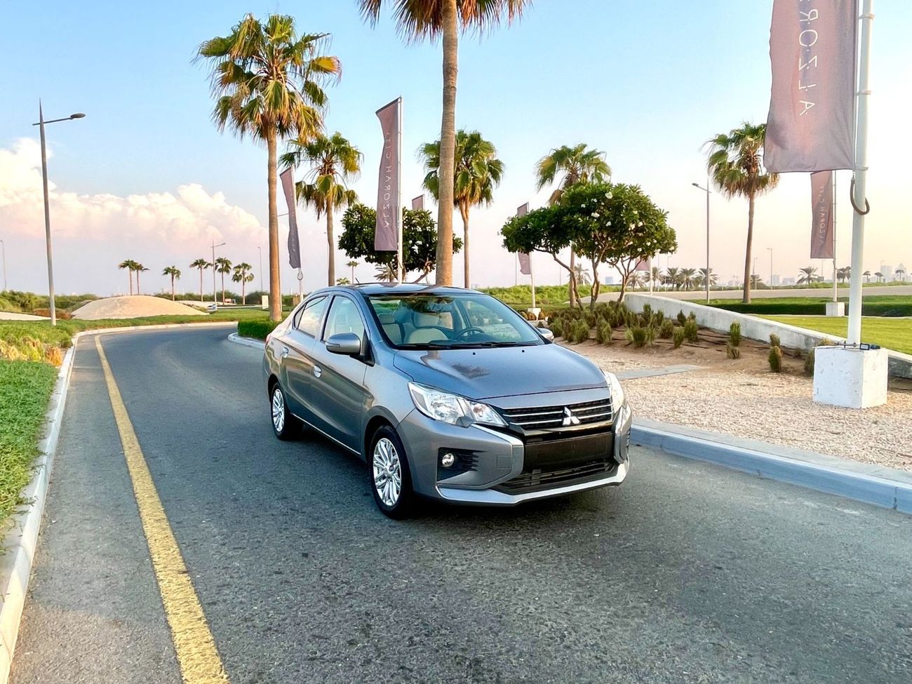 Mitsubishi Attrage GLX Highline Banking facilities without the need for a first payment