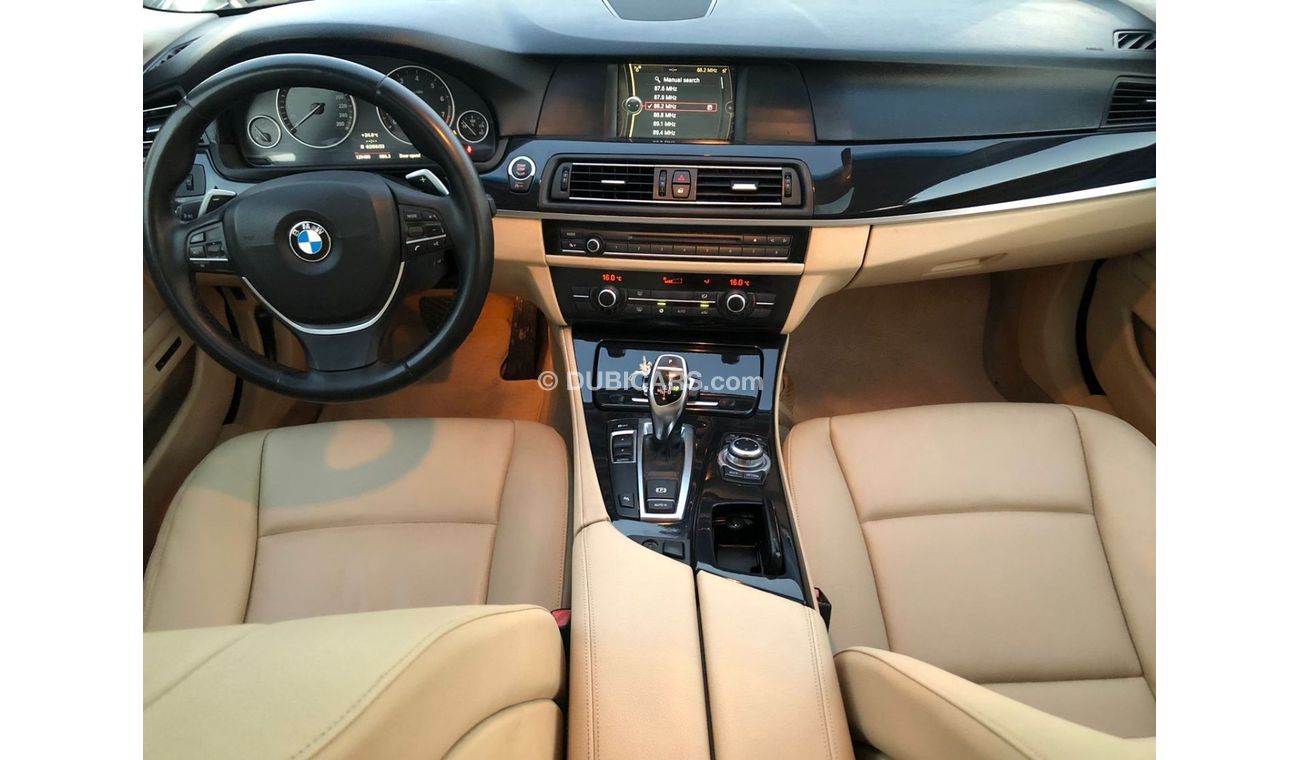 BMW 523i Exclusive BMW 523_Gcc_2012_Excellent_Condition _Full option