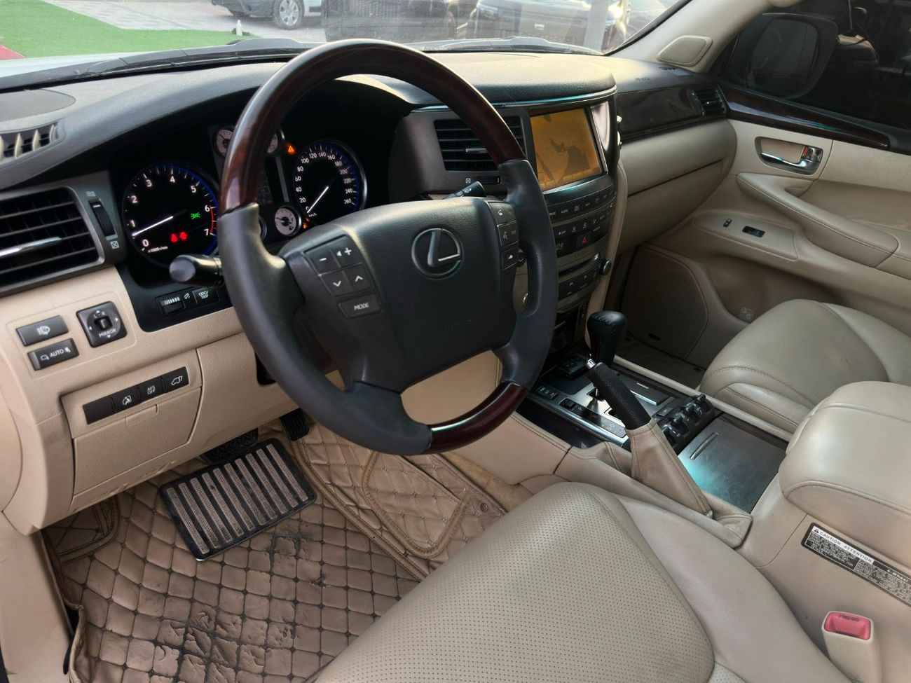 Lexus LX 570