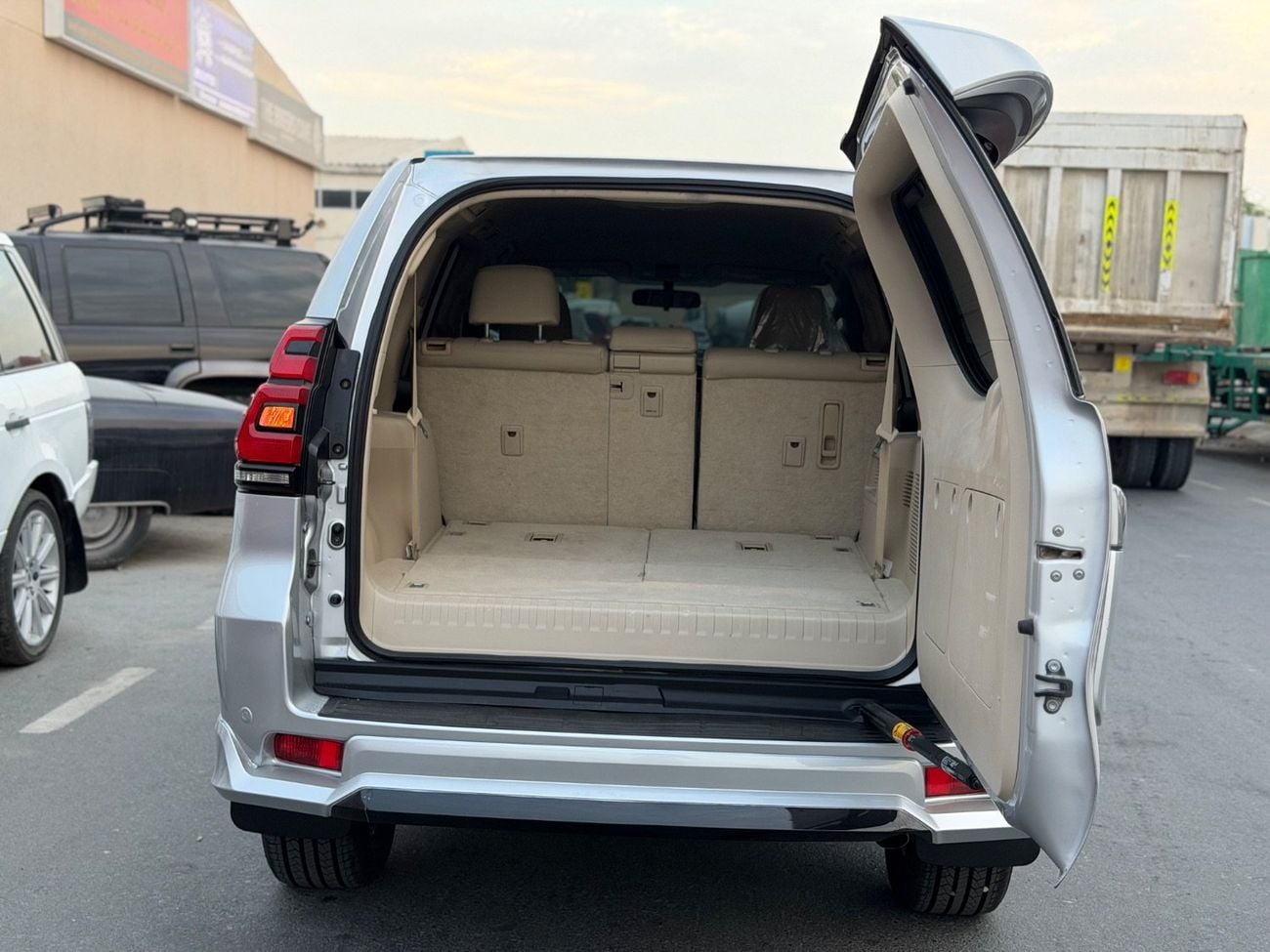 Toyota Prado GXR 2.7L (160 HP) 4WD