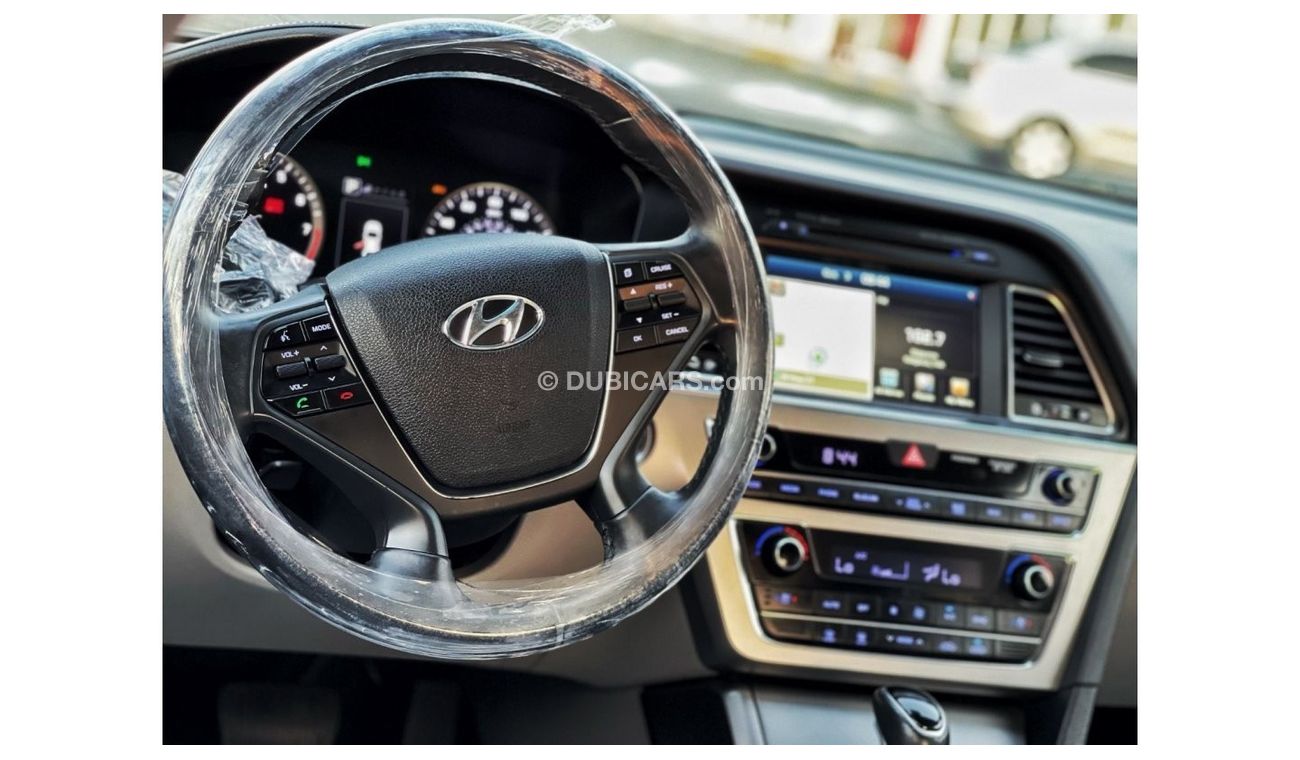 هيونداي سوناتا هيونداي سوناتا ليميتد فول اوبشن السنة : 2017 2.4 رمادي حالة ممتازة سيارة سيدان 97 تصدير يمكن تصديرها