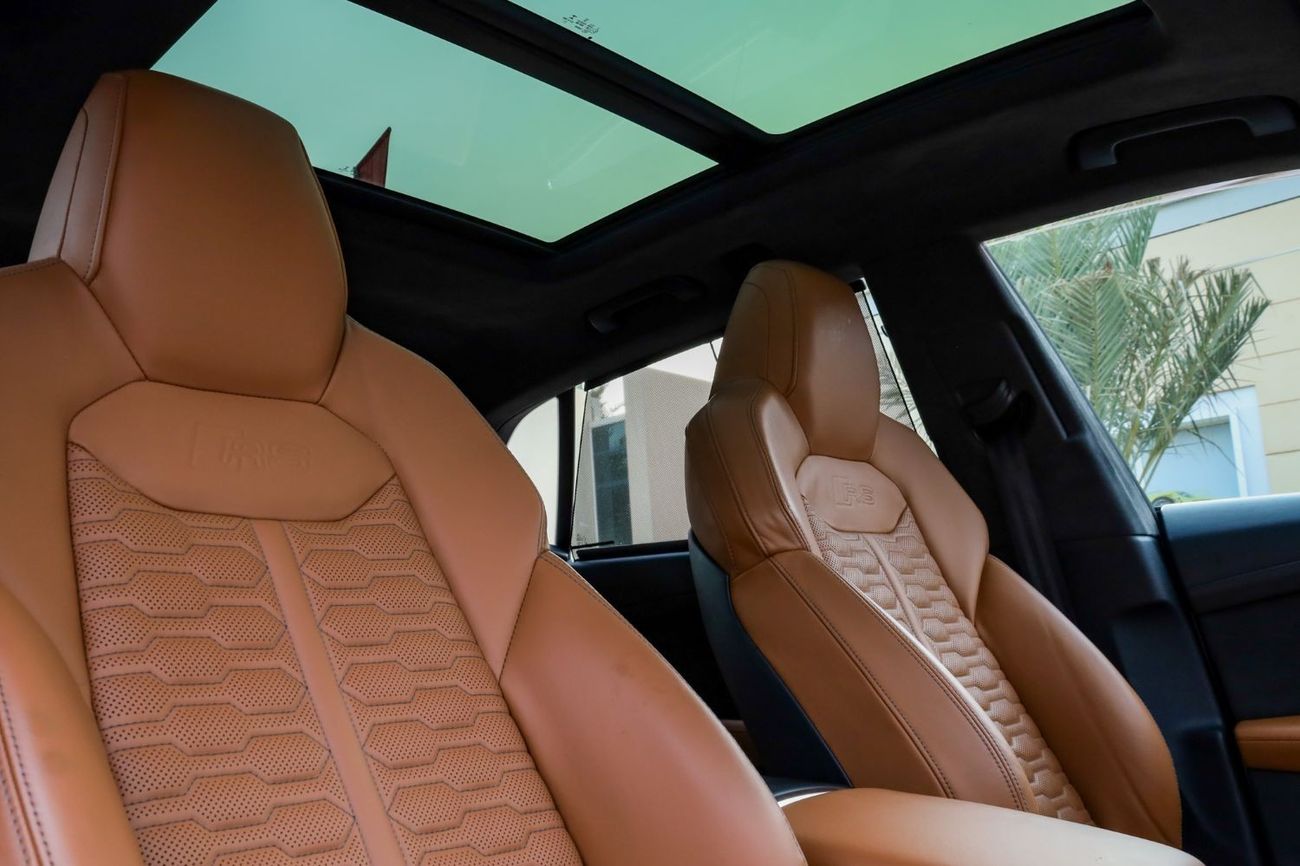 Audi RS Q8 Audi RSQ8 TFSI Quattro 2021 GCC under Warranty with Flexible Down-Payment/ Flood Free.