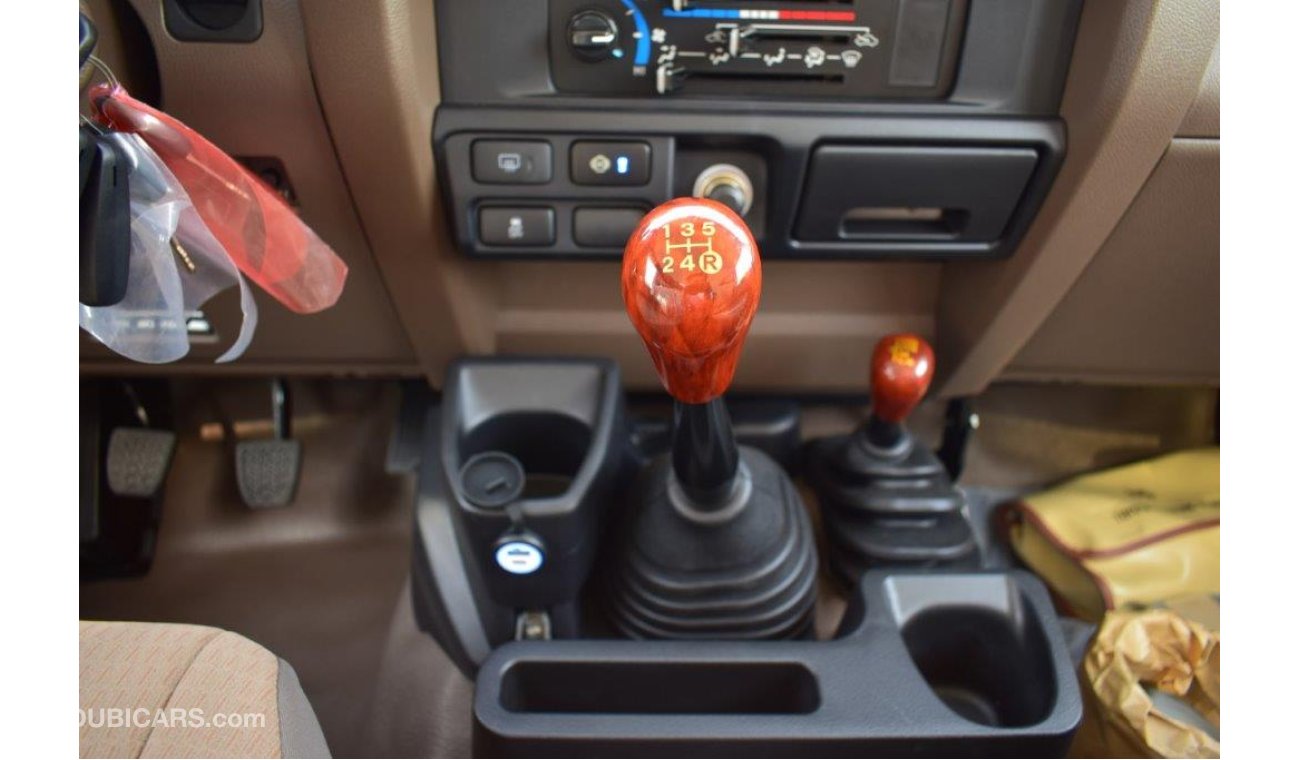 Toyota Land Cruiser 70 71 Short Wheel Base Xtreme V6 4.0L Petrol MT With Rear Diff. lock